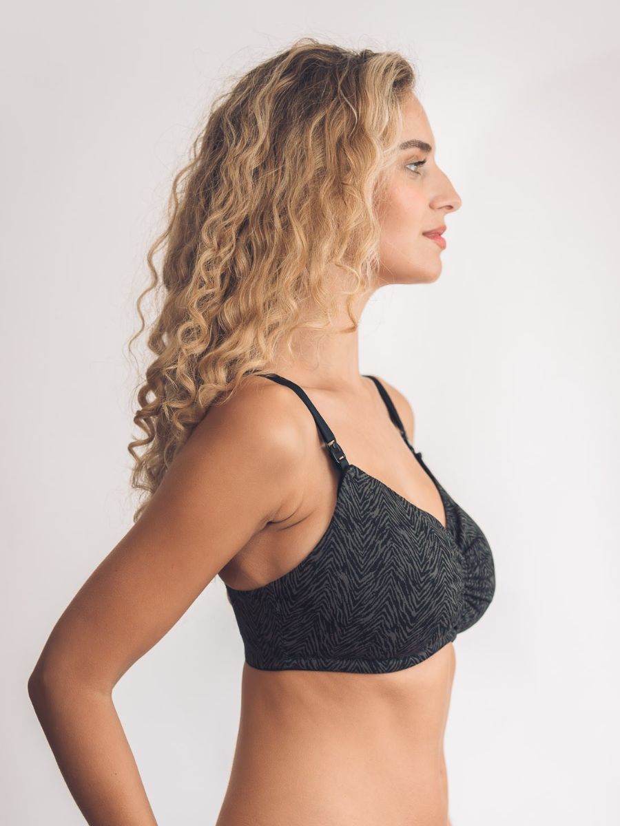 Blossom Wireless Nursing Bra 1018 1462 - Black Animal