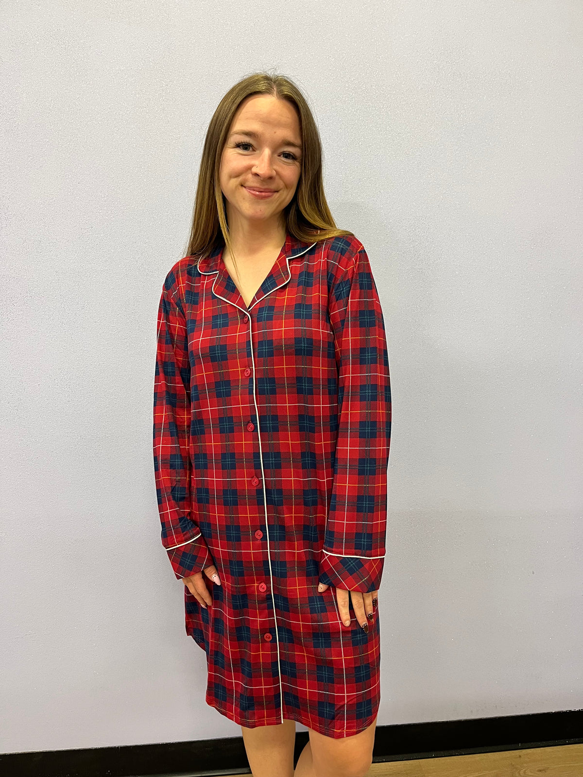 Long-sleeved Plaid Button Front Sleepshirt - Red