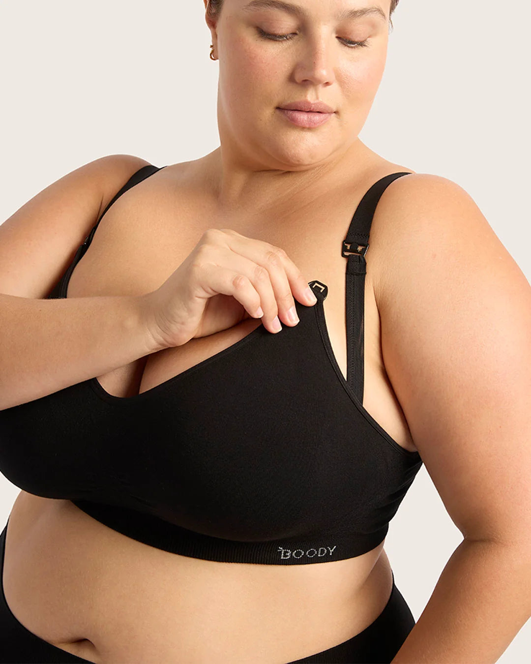 Wireless Bamboo T-shirt Maternity Nursing Bra (D-DD) WMF - Black