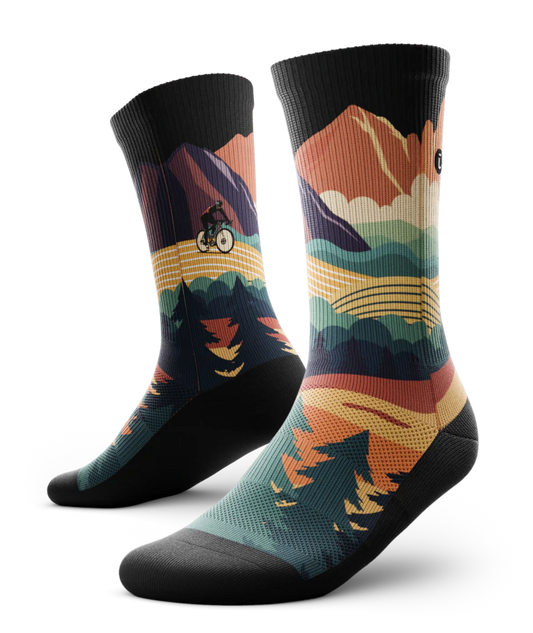 Meandering Unisex Performance Crew Socks