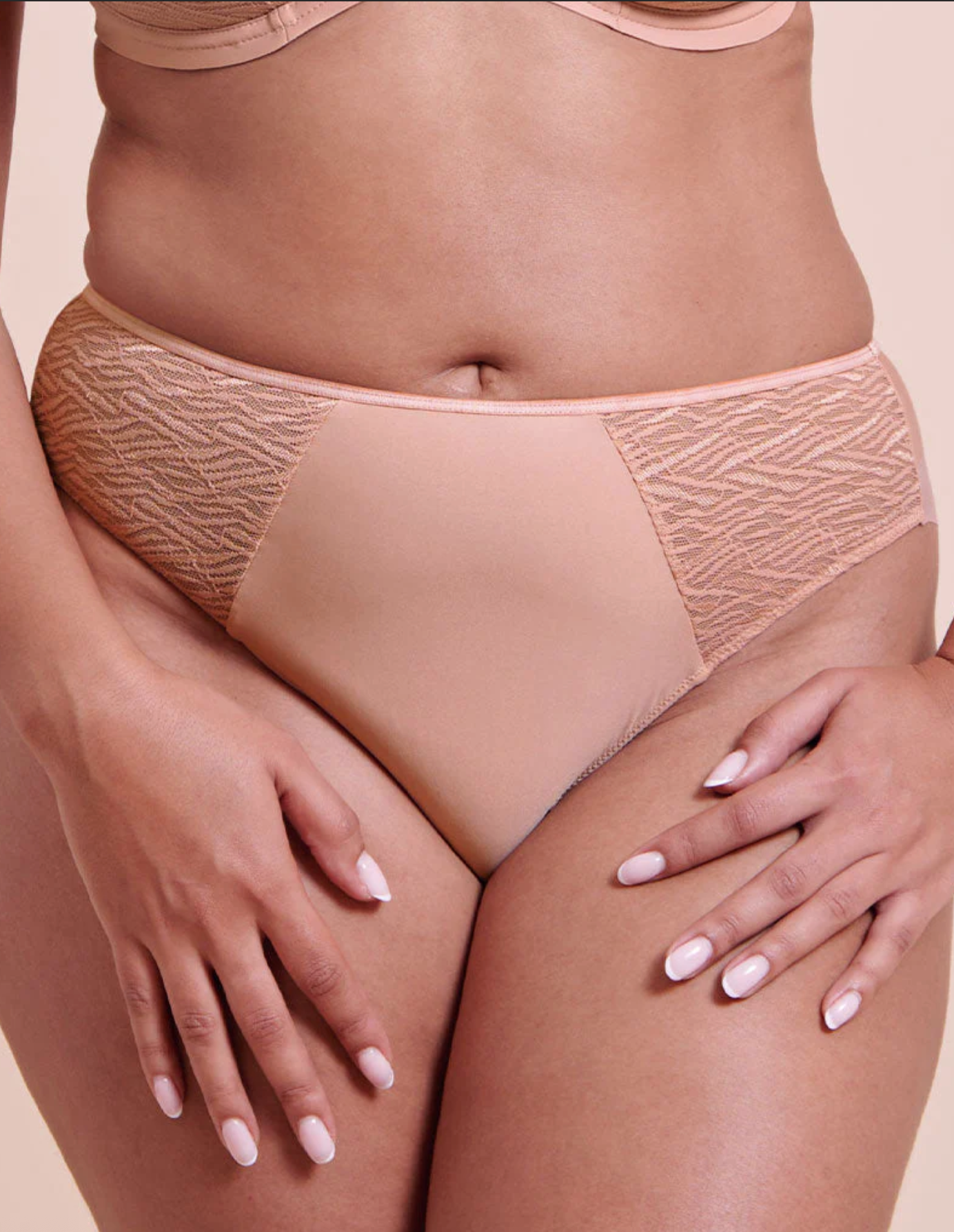 Smoothie Lace Brazilian Brief - Latte Beige