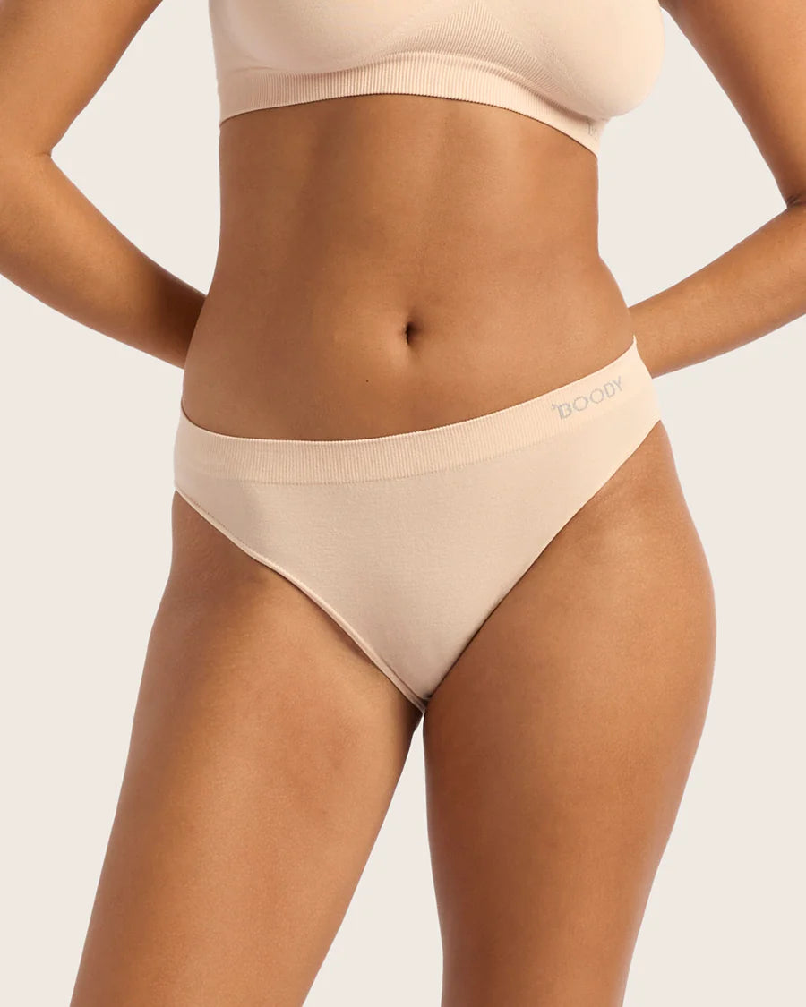 Bamboo Seamfree Classic Bikini Panty BK - Nude Shell