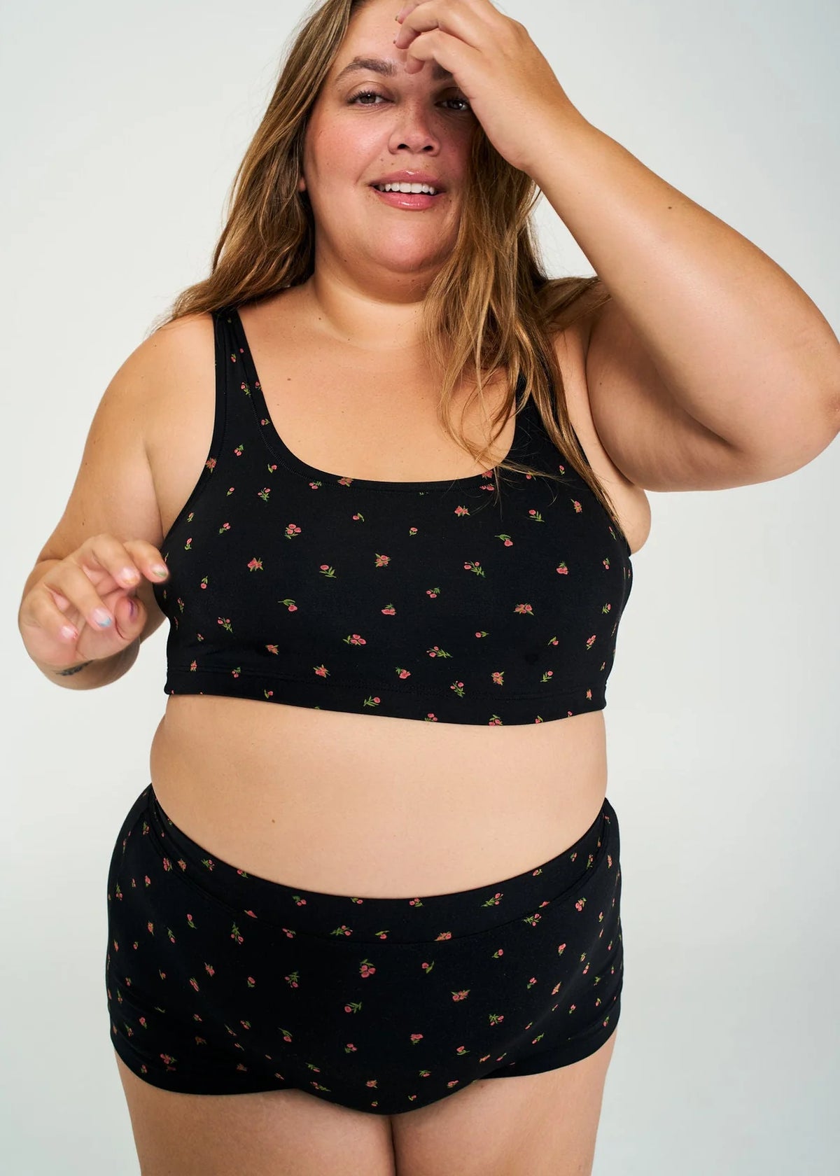 Sporty (SC) Bralette - Roses Black