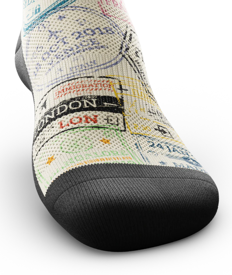 Traveller Unisex Performance Crew Socks