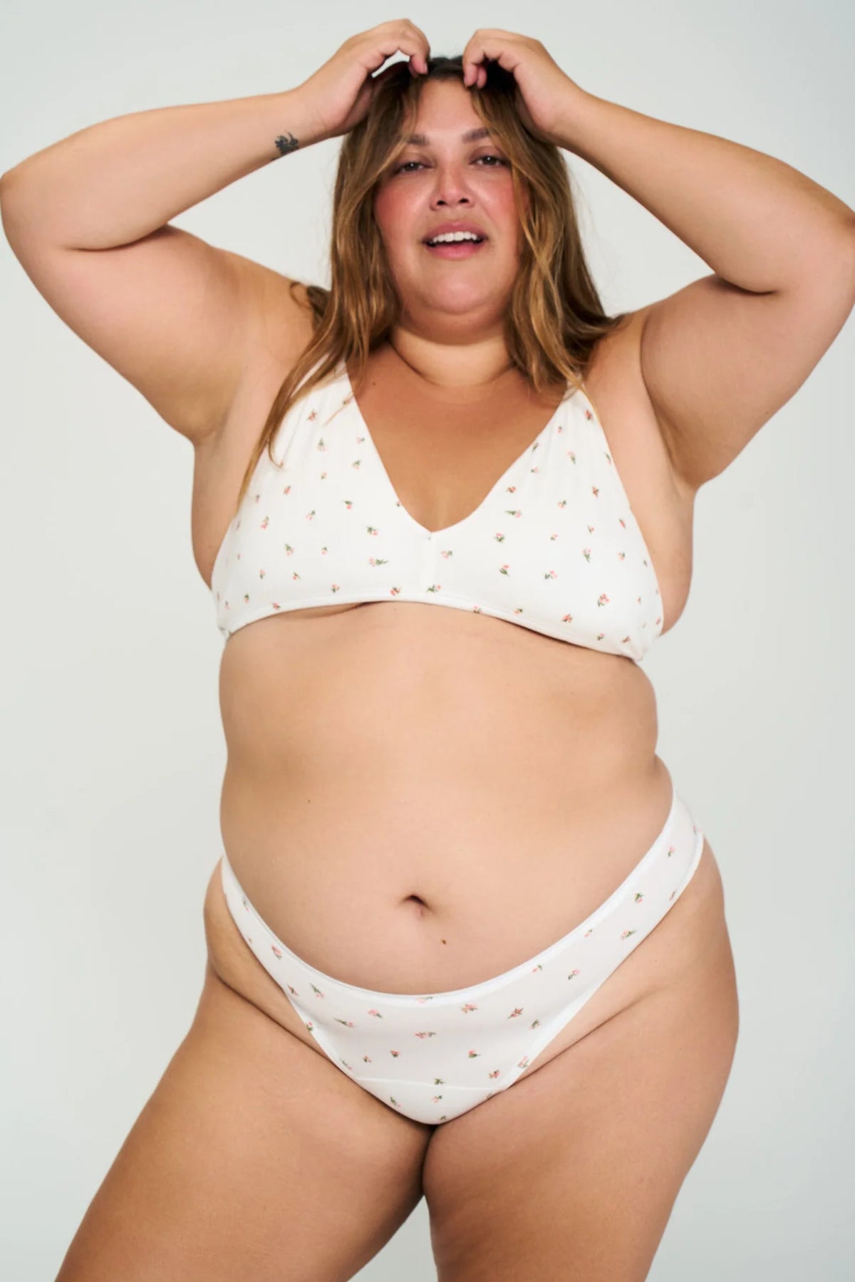 Dipped Thong (SC) - Roses White