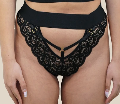 Alfie Thong - Black
